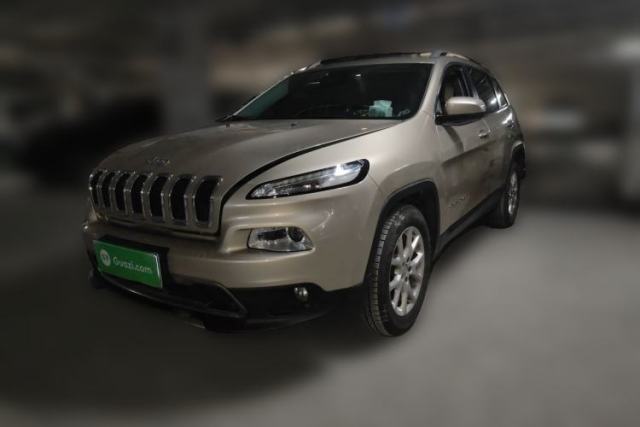 Used Jeep Cherokee 2017 2.0L Superior Edition
