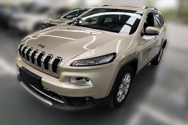 Used Jeep Cherokee 2017 2.0L Superior Edition Guazi used car, China used car export, Used car for sale, Used  cars, Cheapest cars for sale