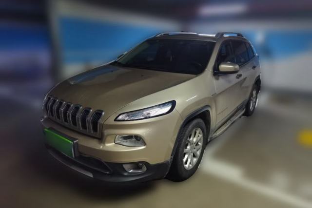Used Jeep Cherokee 2017 2.0L Superior Edition