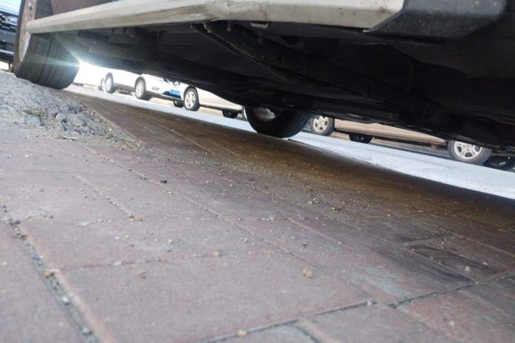 Used Jeep Cherokee 2017 2.0L Superior Edition Chassis Front Right