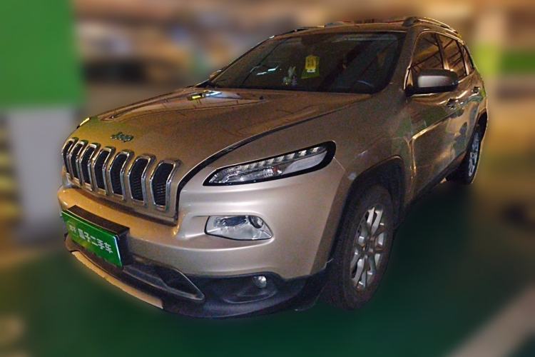 Used Jeep Cherokee 2017 2.0L Superior Edition Guazi used car, China used car export, Used car for sale, Used  cars, Cheapest cars for sale