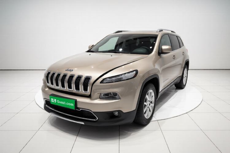 Ojetý Jeep Cherokee 2017 2.4L Leading Edition Guazi used car, China used car export, Used car for sale, Used  cars, Cheapest cars for sale