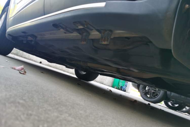 Used Jeep Cherokee 2017 2.4L Leading Smart Edition Left Side Sill