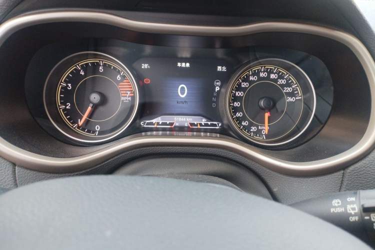 Used Jeep Cherokee 2017 2.0L Superior Edition Odometer Close Up