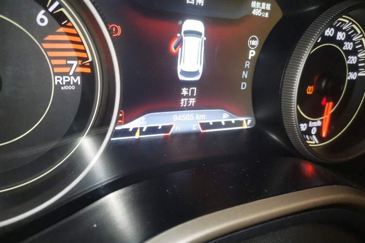 Used Jeep Cherokee 2017 2.4L Professional Smart Edition Odometer Close Up
