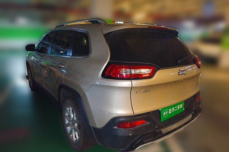 Used Jeep Cherokee 2017 2.0L Superior Edition Rear Left 45 Deg