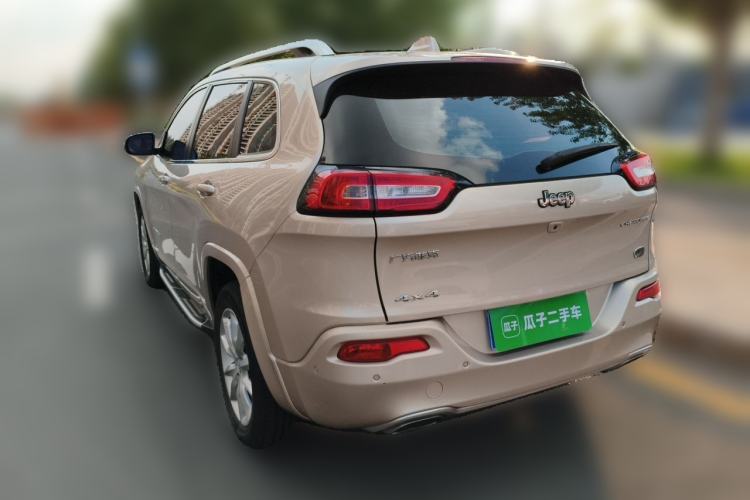 Used Jeep Cherokee 2017 2.4L Professional Smart Edition Rear Left 45 Deg