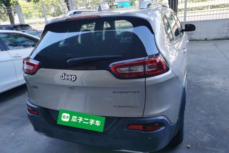 Used Jeep Cherokee 2017 2.4L Leading Smart Edition Rear