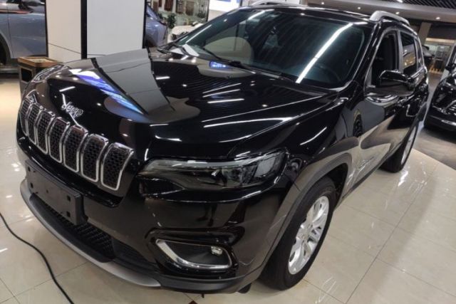 Used Jeep Cherokee 2019 2.0T Two-Wheel Drive Smart Enjoyment Version China VI