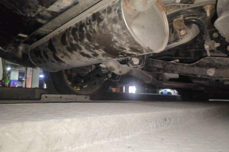 Used Jeep Cherokee 2019 2.0T Two-Wheel Drive Smart Enjoyment Version China VI Chassis Rear