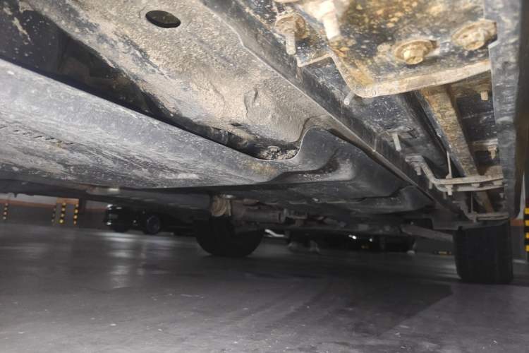 Used Jeep Cherokee 2019 2.0T Four-Wheel Drive Explorer Edition China V Chassis Rear Right