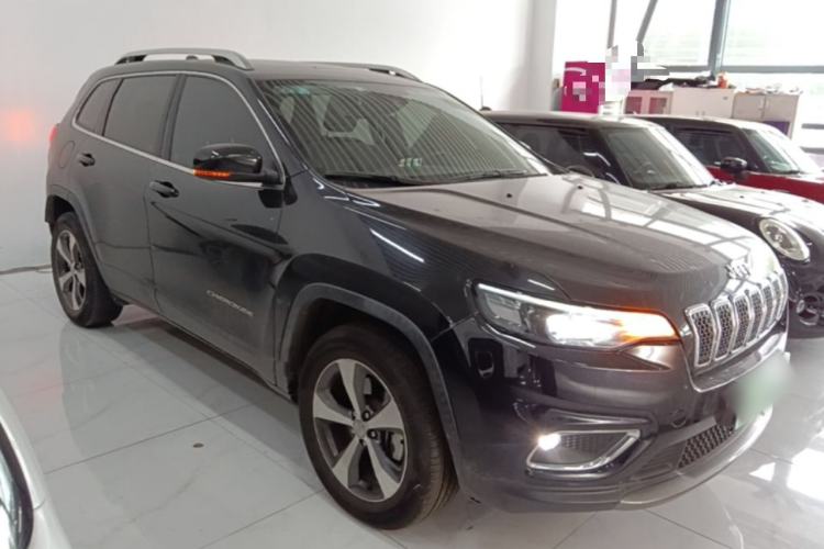 Used Jeep Cherokee 2019 2.0T Four-Wheel Drive Explorer Edition China V Exterior 1