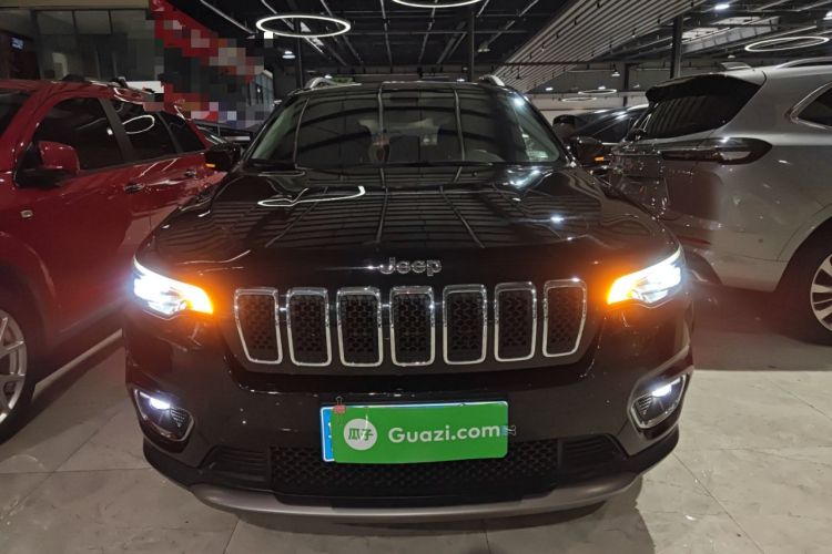 Used Jeep Cherokee 2019 2.0T Two-Wheel Drive Smart Enjoyment Version China VI Exterior 1