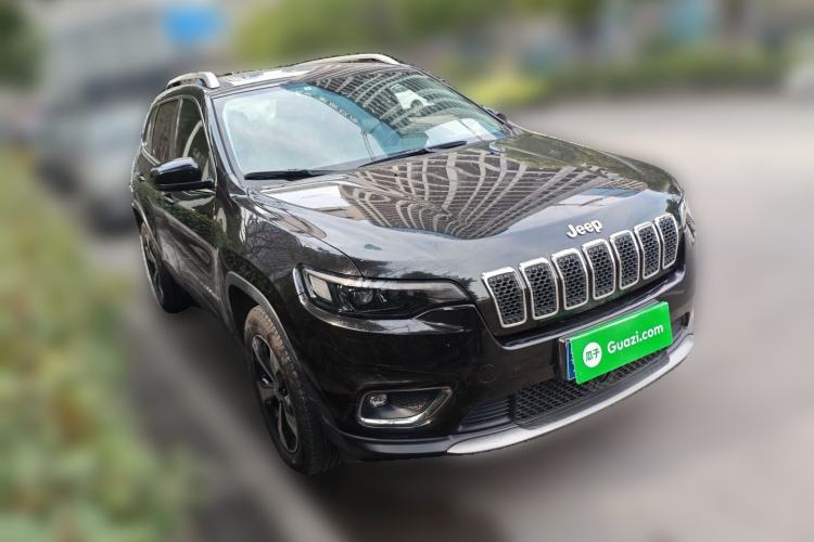 Used Jeep Cherokee 2019 2.0T Four-Wheel Drive Explorer Edition China V Exterior 2