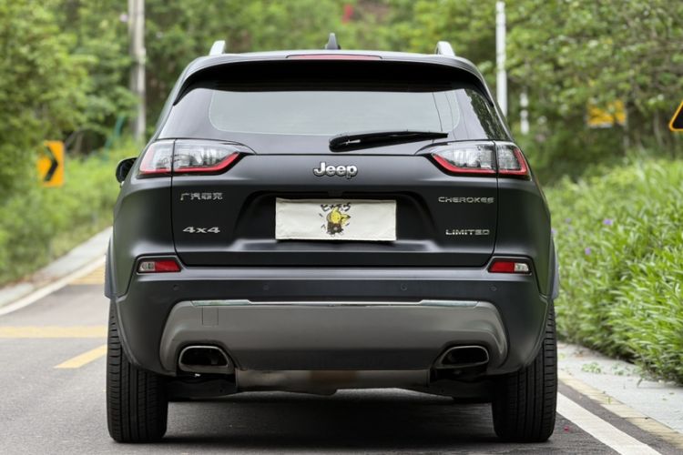 Used Jeep Cherokee 2019 2.0T Four-Wheel Drive Explorer Edition China V Exterior 3