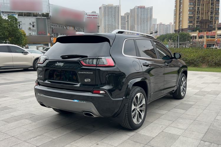 Used Jeep Cherokee 2019 2.0T All-Wheel Drive Versatile Edition China V Exterior 3
