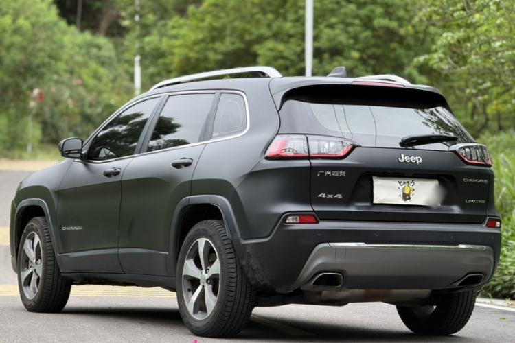 Used Jeep Cherokee 2019 2.0T Four-Wheel Drive Explorer Edition China V Exterior 4