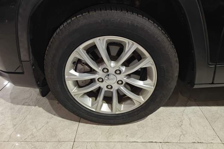 Used Jeep Cherokee 2019 2.0T Two-Wheel Drive Smart Enjoyment Version China VI Exterior 7