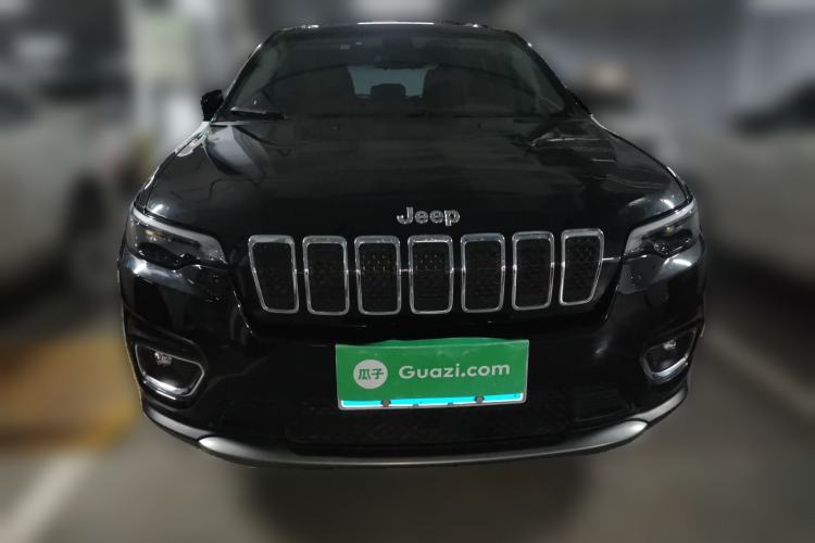 Used Jeep Cherokee 2019 2.0T Two-Wheel Drive Smart Enjoyment Version China VI Front