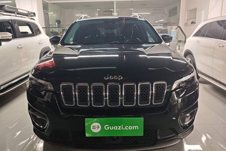 Used Jeep Cherokee 2019 2.0T Four-Wheel Drive Explorer Edition China V Front