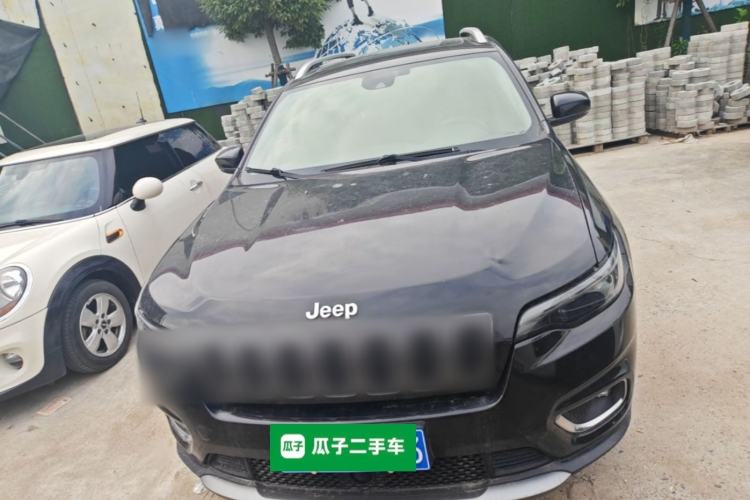 Used Jeep Cherokee 2019 2.0T Four-Wheel Drive Explorer Edition China VI Emission Standard Front