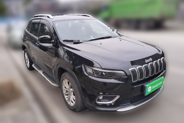 Used Jeep Cherokee 2019 2.0T Two-Wheel Drive Smart Enjoyment Version China V Front Right 45 Deg