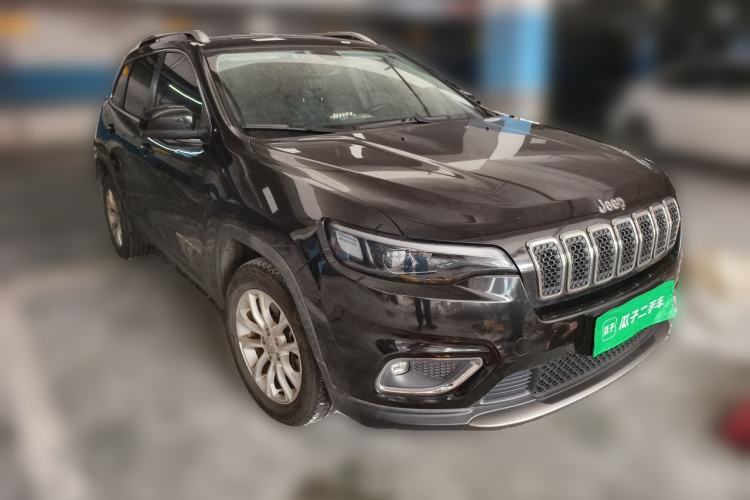 Used Jeep Cherokee 2019 2.0T Two-Wheel Drive Smart Enjoyment Version China V Front Right 45 Deg