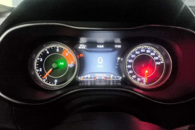 Used Jeep Cherokee 2019 2.0T Two-Wheel Drive Smart Enjoyment Version China V Instrument Cluster
