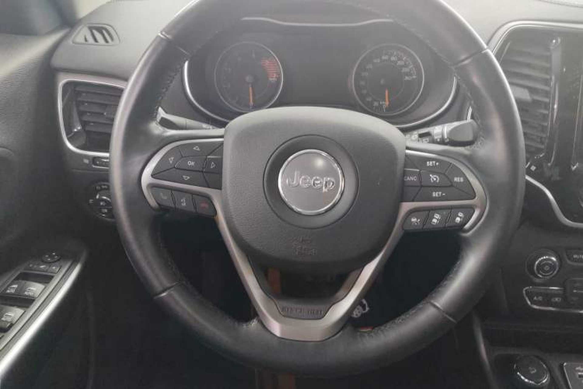 Used Jeep Cherokee 2019 2.0T Four-Wheel Drive Exploration Edition + Autonomous Driving Smart Package China V Interior 1