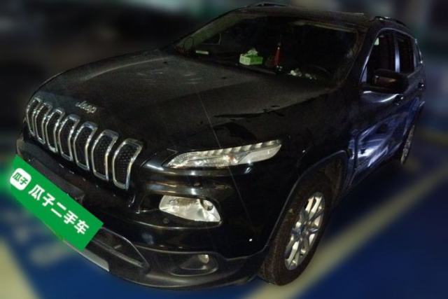 Used Jeep Cherokee 2019 2.0L Two-Wheel Drive Standard Edition China V