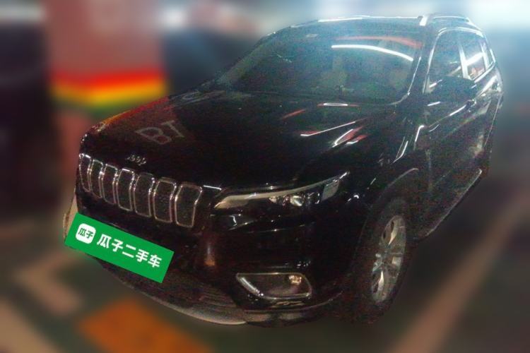 Used Jeep Cherokee 2019 2.0L Two-Wheel Drive Premium Edition China V Emission Standard Guazi used car, China used car export, Used car for sale, Used cars, Cheapest cars for sale