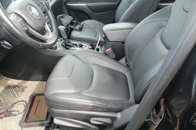 Used Jeep Cherokee 2019 2.0T Four-Wheel Drive Exclusive Edition China V Left Front Seat