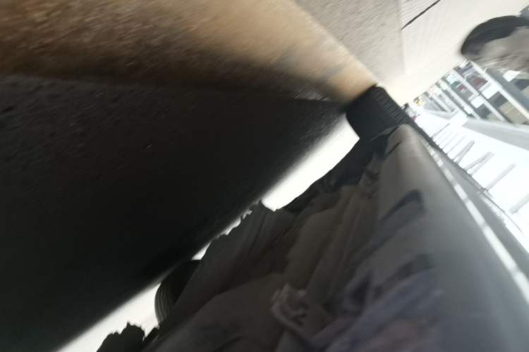 Used Jeep Cherokee 2019 2.0T Two-Wheel Drive Smart Enjoyment Version China V Left Side Sill