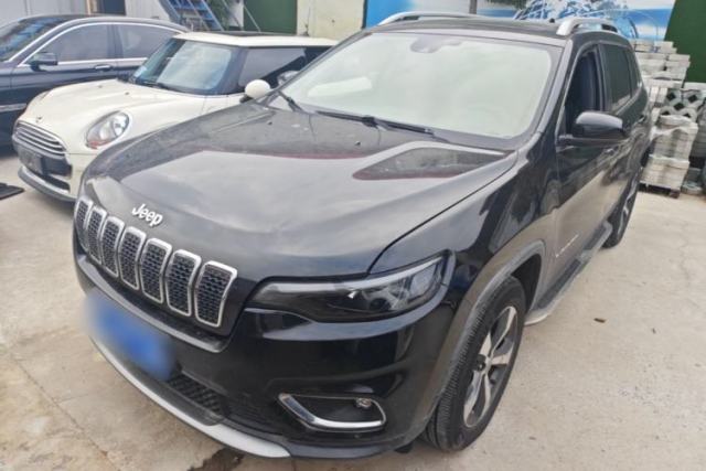 Used Jeep Cherokee 2019 2.0T Four-Wheel Drive Explorer Edition China VI Emission Standard