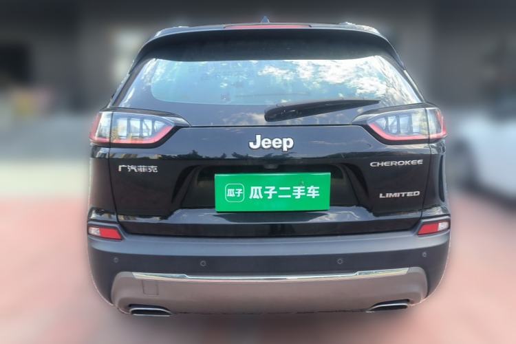Used Jeep Cherokee 2019 2.0T Four-Wheel Drive Explorer Edition + Autonomous Driving Smart Package China VI Rear