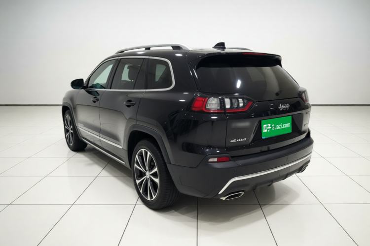 Used Jeep Cherokee 2019 2.0T Four-Wheel Drive Explorer Edition China V Rear Left 45 Deg