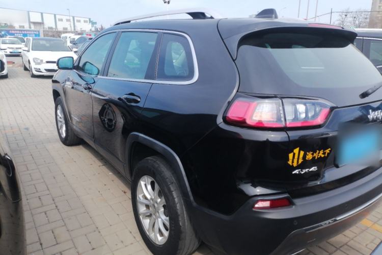 Used Jeep Cherokee 2019 2.0T Four-Wheel Drive Exclusive Edition China V Rear Left 45 Deg