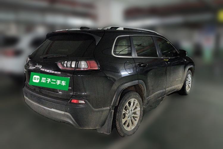 Used Jeep Cherokee 2019 2.0T Two-Wheel Drive Smart Enjoyment Version China VI Rear Right 45 Deg