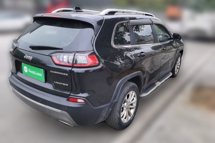 Used Jeep Cherokee 2019 2.0T Two-Wheel Drive Smart Enjoyment Version China V Rear Right 45 Deg