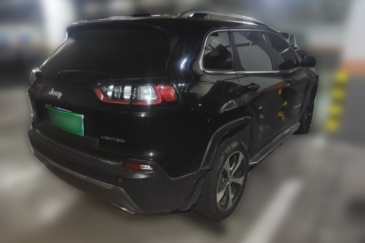 Used Jeep Cherokee 2019 2.0T Four-Wheel Drive Explorer Edition China V Rear Right 45 Deg