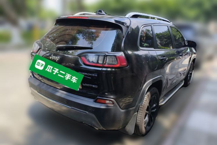 Used Jeep Cherokee 2019 2.0T Four-Wheel Drive Explorer Edition China VI Emission Standard Rear Right 45 Deg