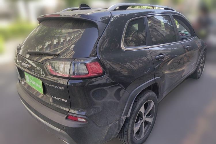 Used Jeep Cherokee 2019 2.0T Four-Wheel Drive Exploration Edition + Autonomous Driving Smart Package China V Rear Right 45 Deg