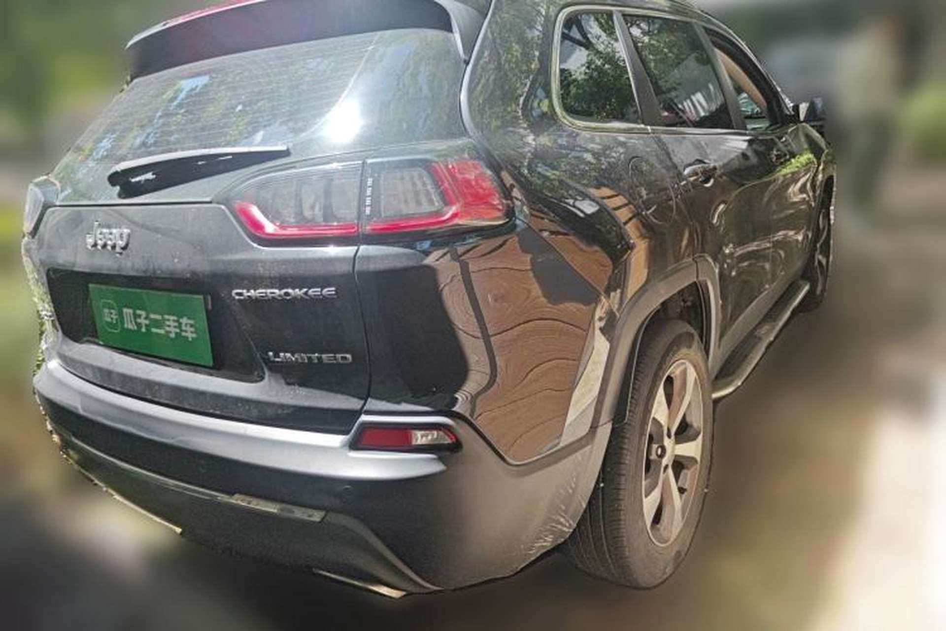 Used Jeep Cherokee 2019 2.0T Four-Wheel Drive Explorer Edition China VI Emission Standard Rear Right 45 Deg