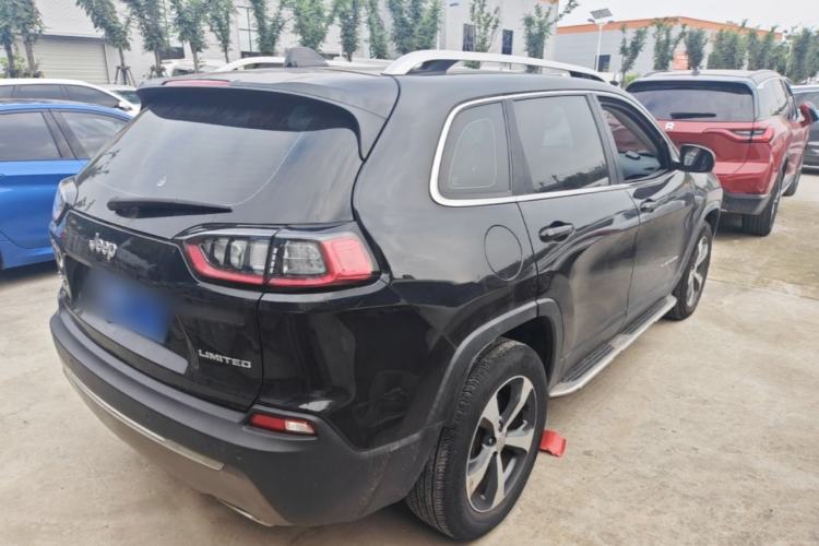 Used Jeep Cherokee 2019 2.0T Four-Wheel Drive Explorer Edition China VI Emission Standard Rear Right 45 Deg