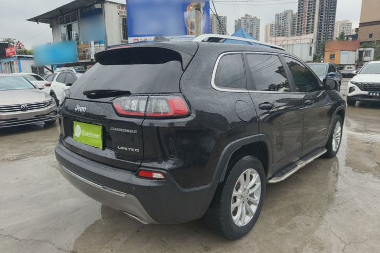 Used Jeep Cherokee 2019 2.0T Two-Wheel Drive Smart Enjoyment Version China V Rear Right 45 Deg