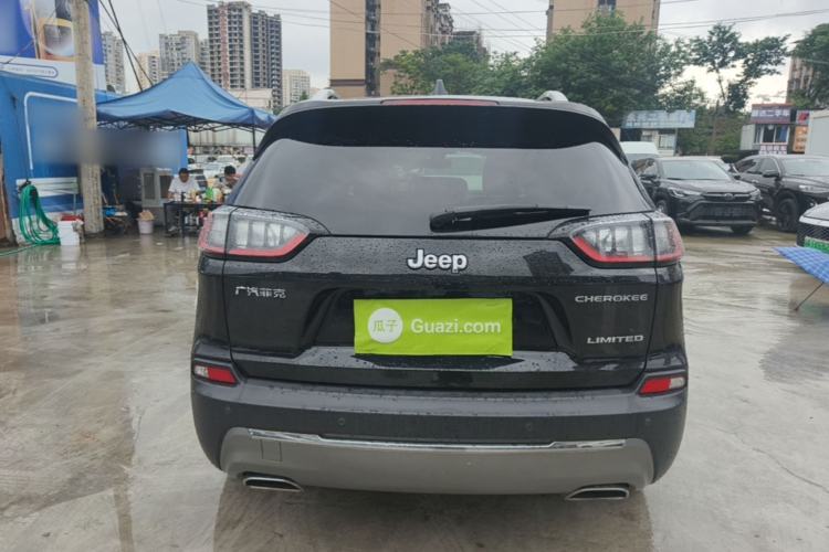 Used Jeep Cherokee 2019 2.0T Two-Wheel Drive Smart Enjoyment Version China V Rear