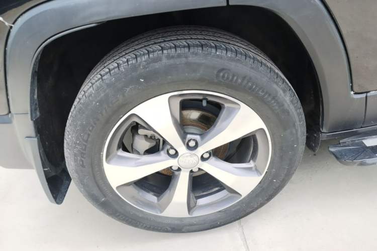 Used Jeep Cherokee 2019 2.0T 2WD Enjoyment Edition China V Right Rear Wheel Hub