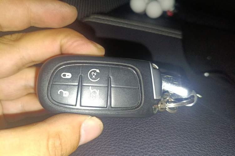 Used Jeep Cherokee 2019 2.0L Two-Wheel Drive Standard Edition China V Vehicle Key