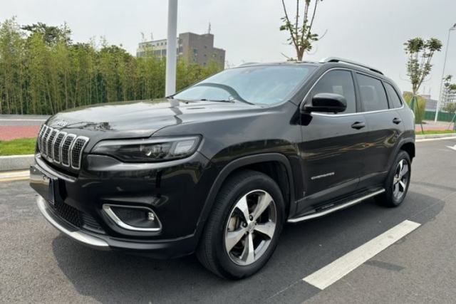 Used Jeep Cherokee 2019 2.0T Four-Wheel Drive Explorer Edition China V