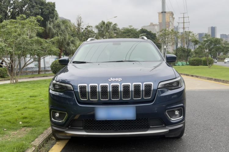 Used Jeep Cherokee 2019 2.0T Two-Wheel Drive Smart Enjoyment Version China VI Exterior 5